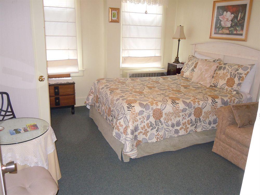 Glen Mhor Bed And Breakfast Ниагарски водопад Екстериор снимка