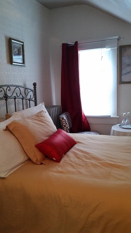 Glen Mhor Bed And Breakfast Ниагарски водопад Екстериор снимка