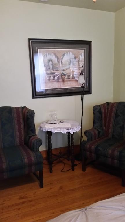 Glen Mhor Bed And Breakfast Ниагарски водопад Екстериор снимка